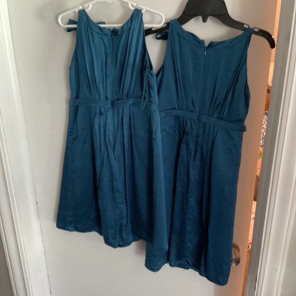 2 adorable matching 100 silk dresses for 2 sisters or best friends! - Picture 3 of 6